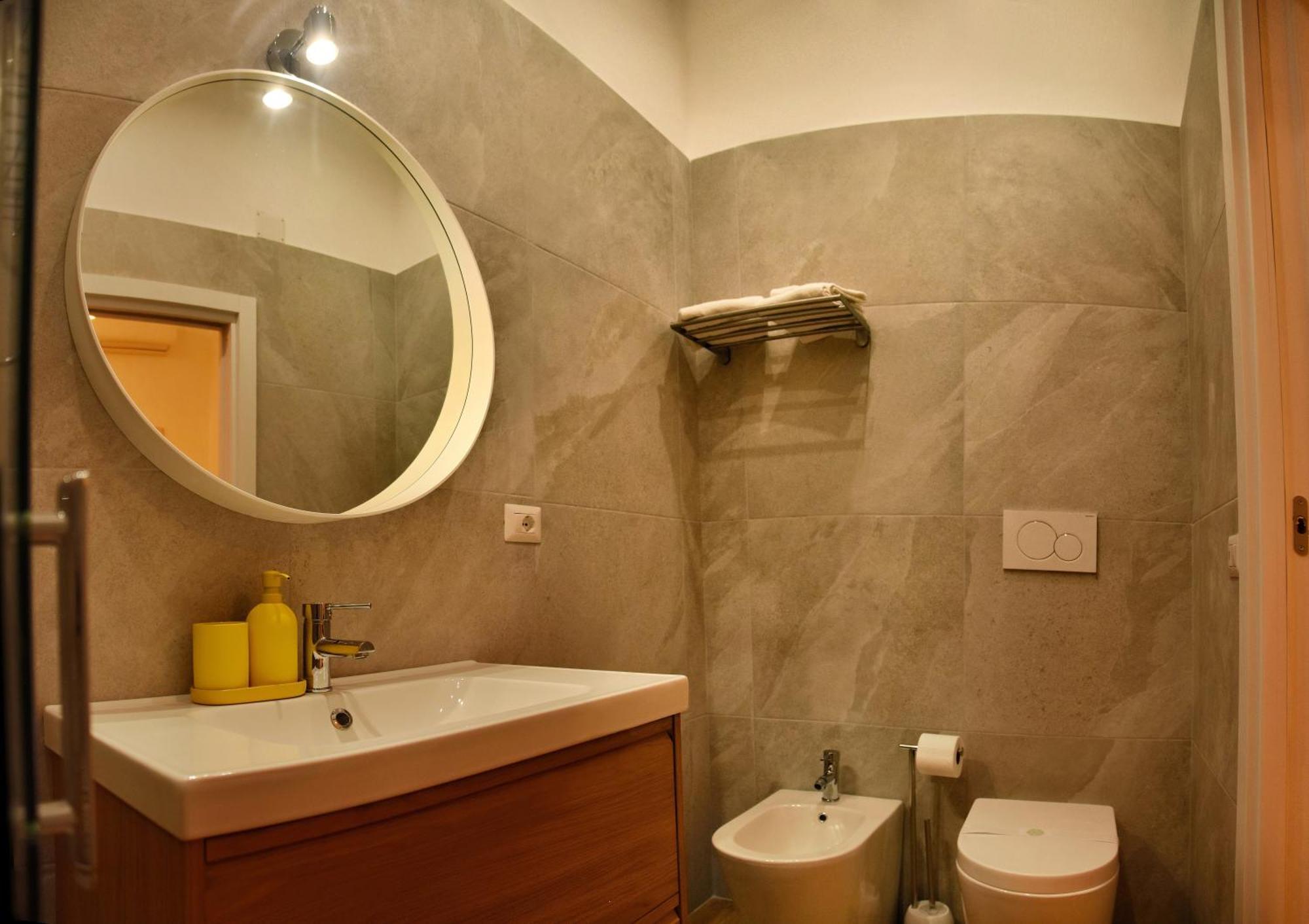 Centro Storico Rooms Naples Luaran gambar