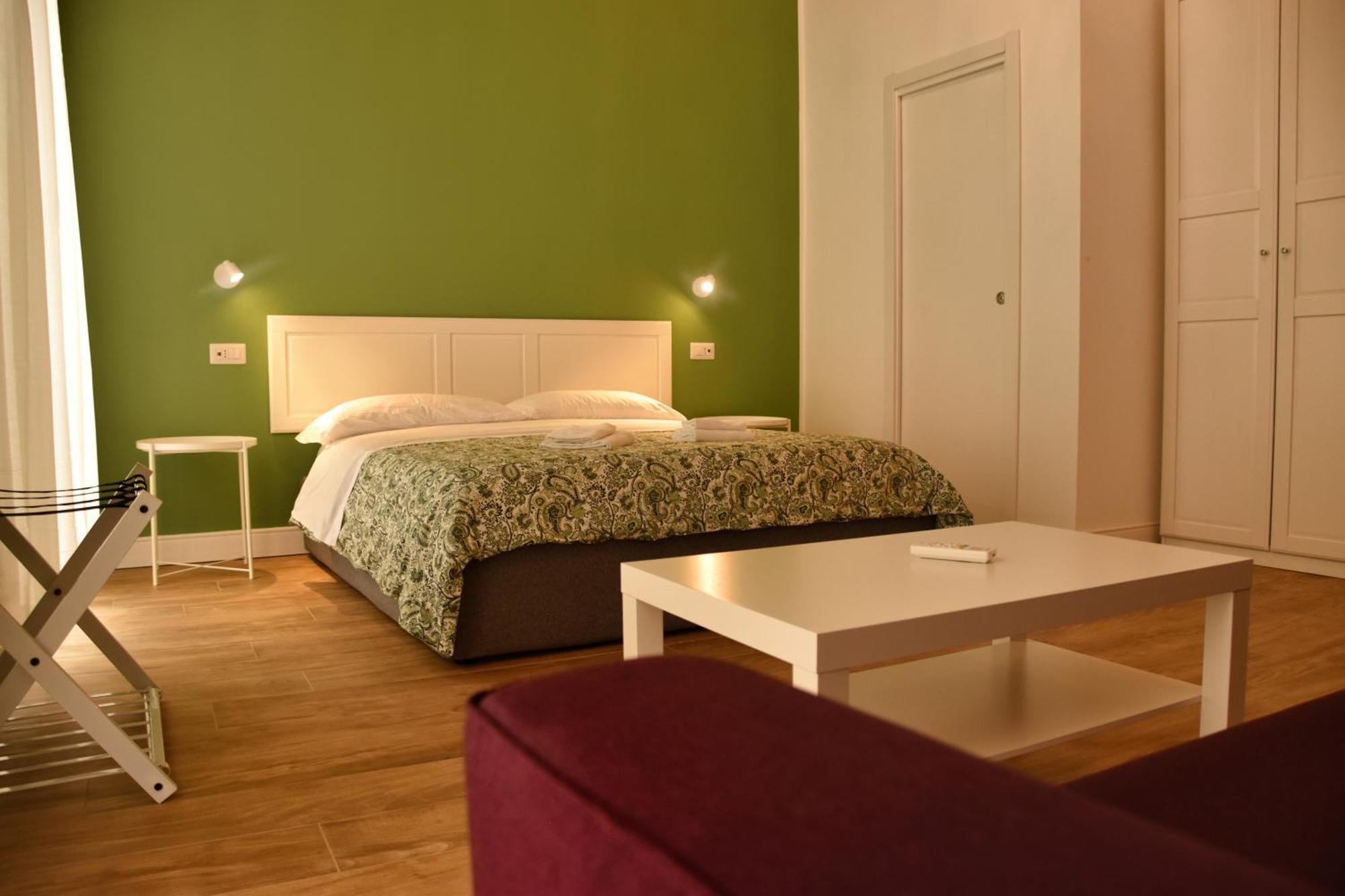 Centro Storico Rooms Naples Luaran gambar